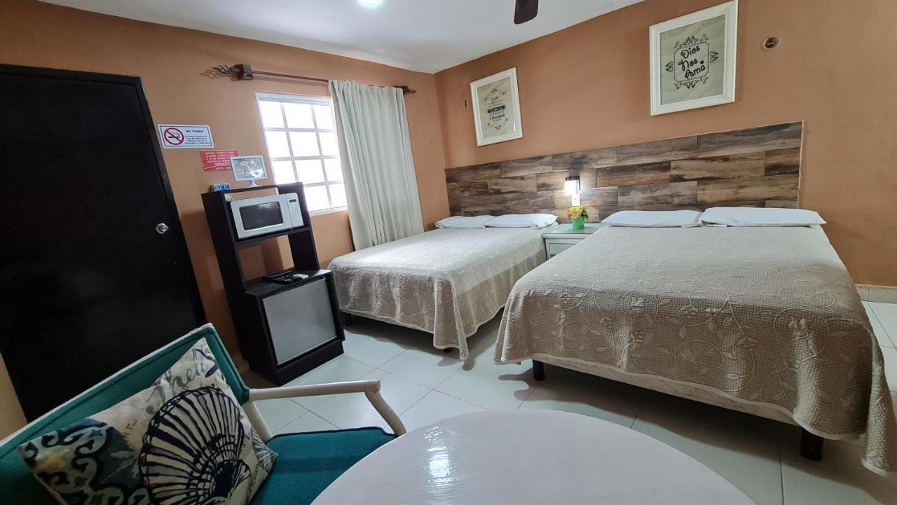 Dna Cancun Hotel Y Posada Ngoại thất bức ảnh