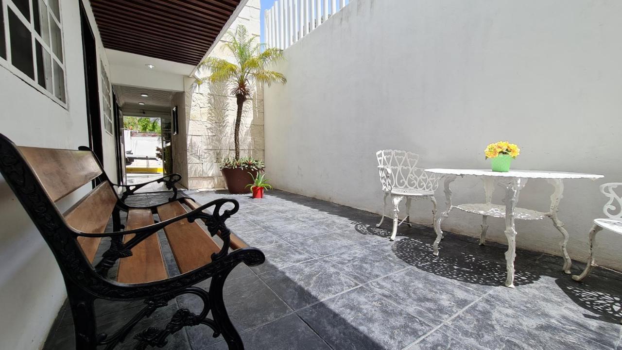 Dna Cancun Hotel Y Posada Ngoại thất bức ảnh